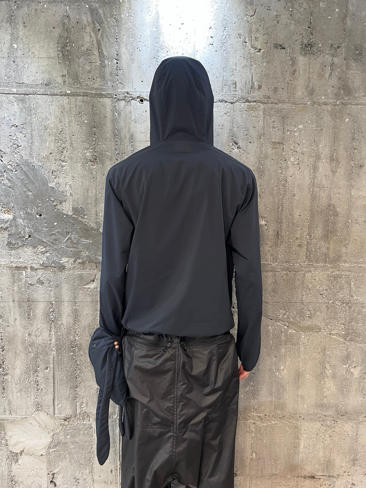 JIAN YE - BASIC UNIT 05 - BLACK