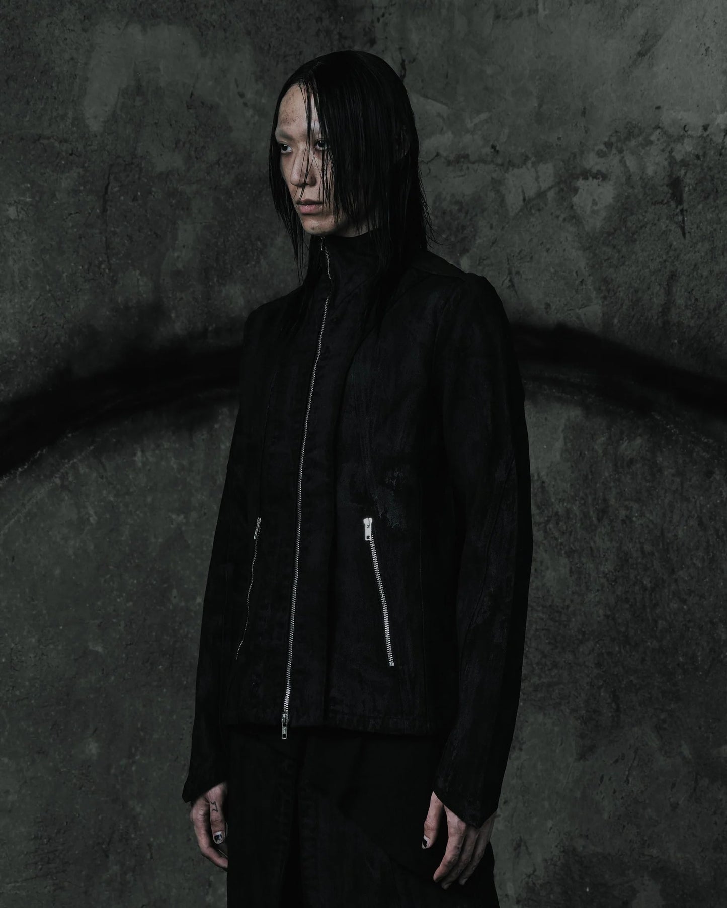 renkè - Arc-Zip Coated Denim Jacket