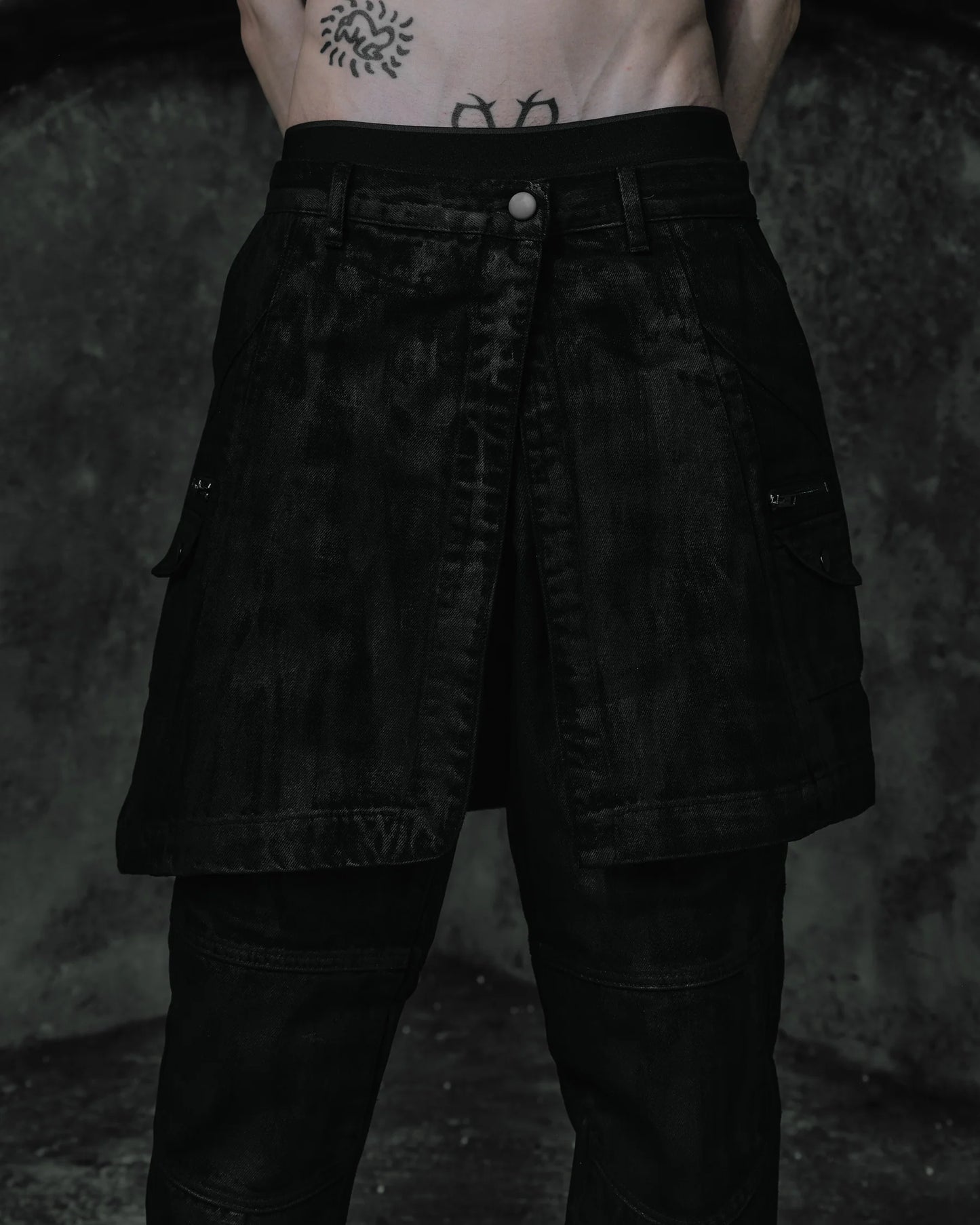 renkè - Coated Skirt-Layer Trousers