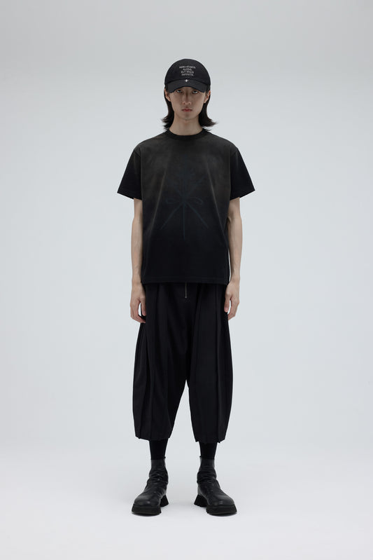 EQUALNEAR - Saber Tee (Classic Fit) - Black
