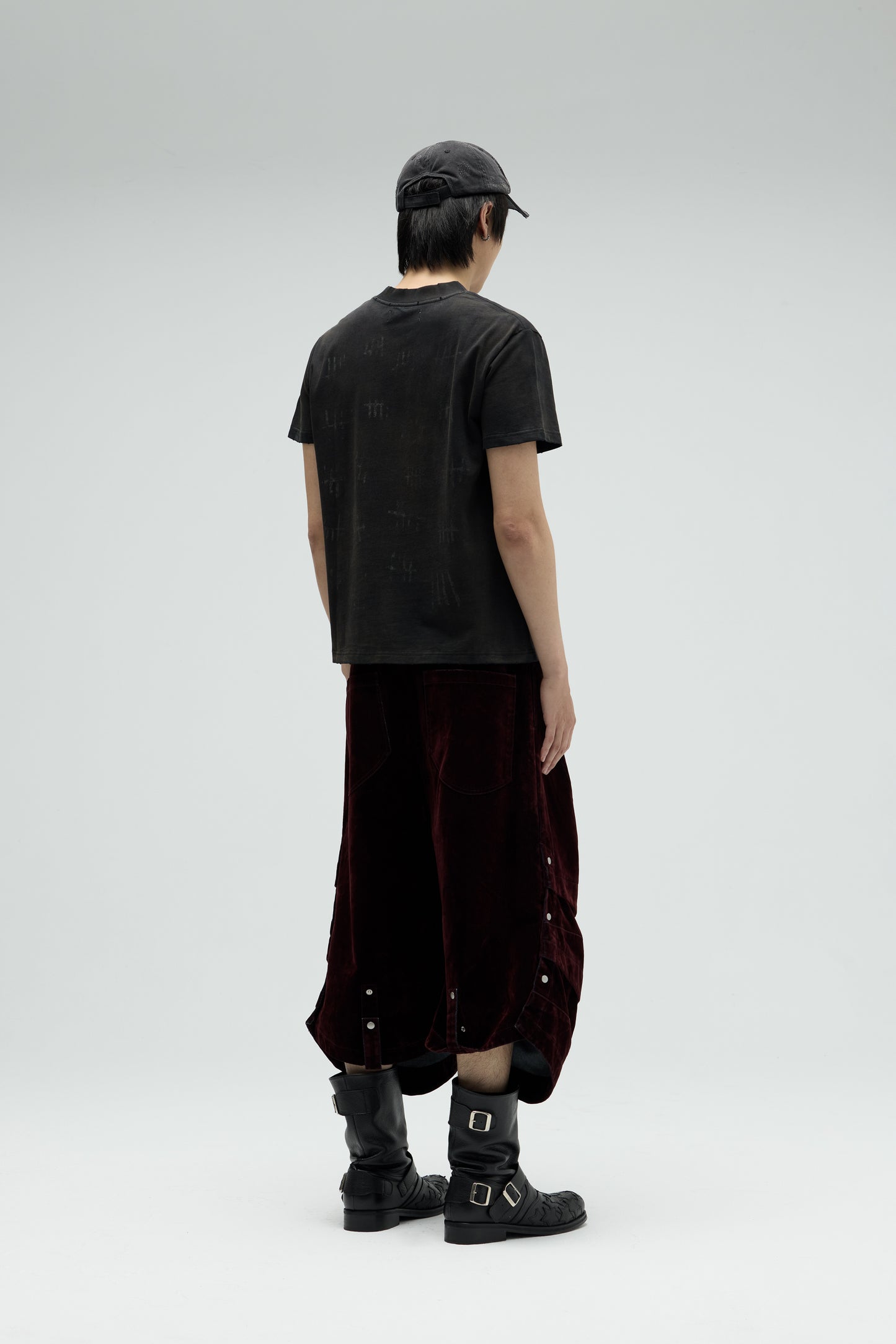 EQUALNEAR - TMR Tee - Black